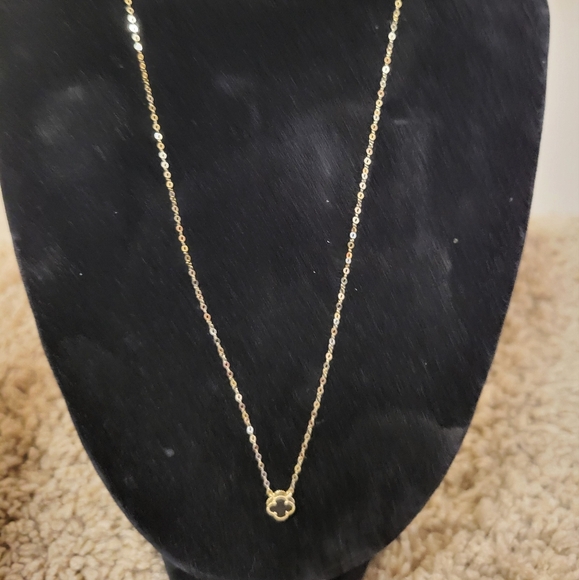 18K‎ Yellow Saudi Gold Clover Necklace Pendant Black NEW Mini Lightweight - Picture 6 of 10